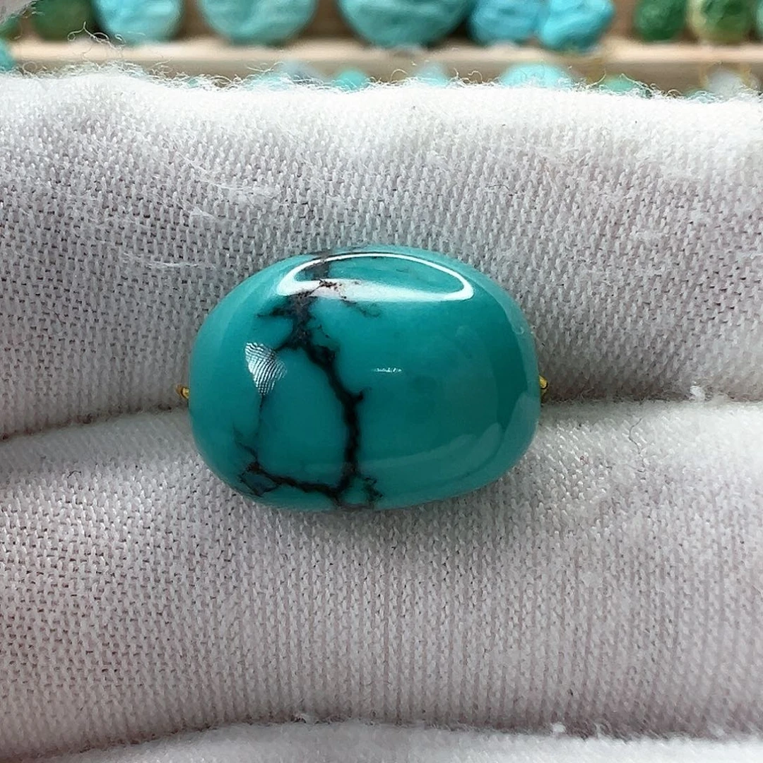 未镶嵌绿松石随形12mm