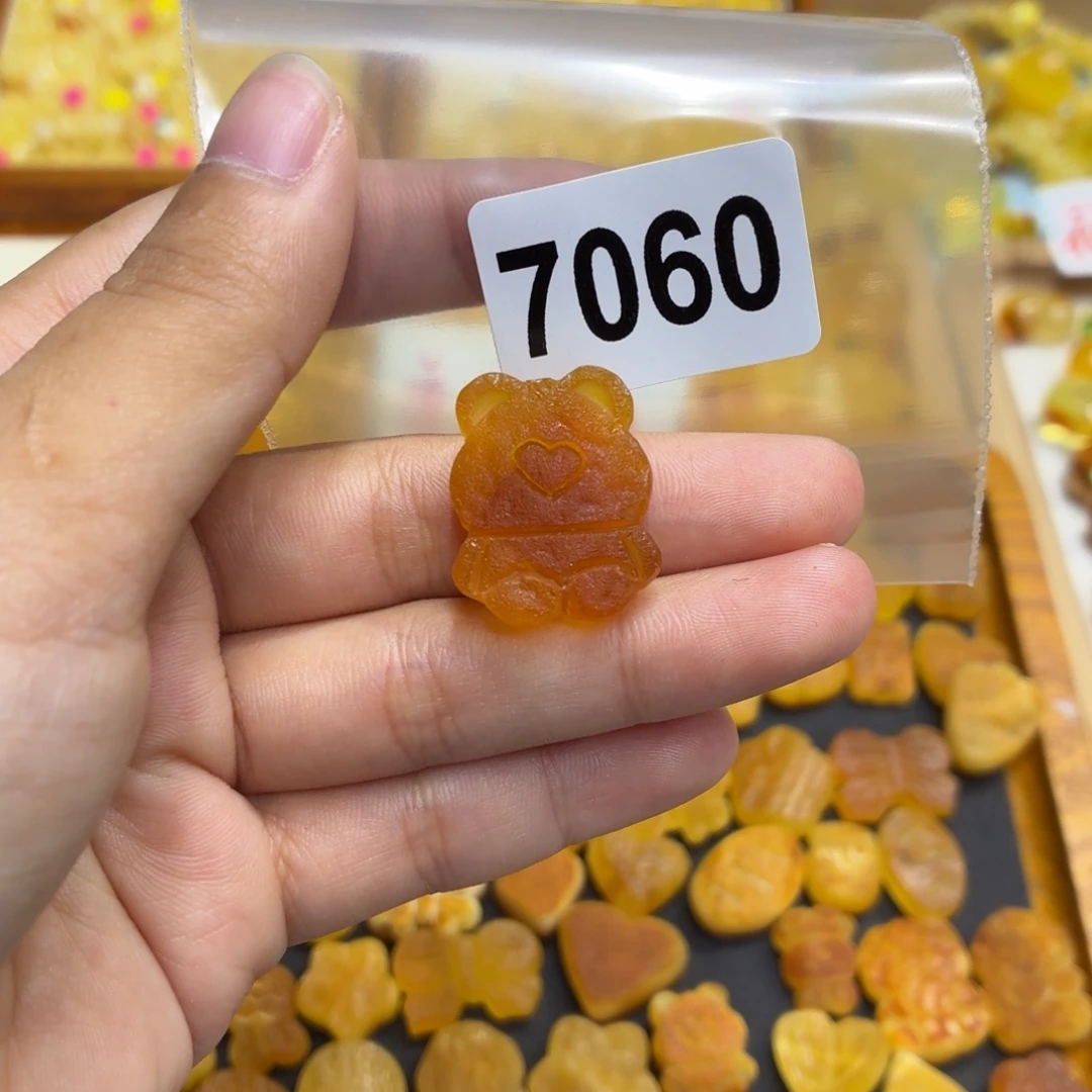 窝***琥珀未镶嵌珠宝奇石