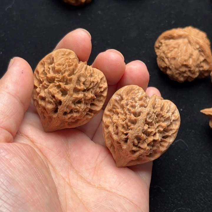 文玩核桃吊坠太行龙纹【3903】