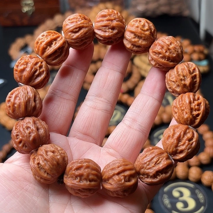 文玩核桃手串野生