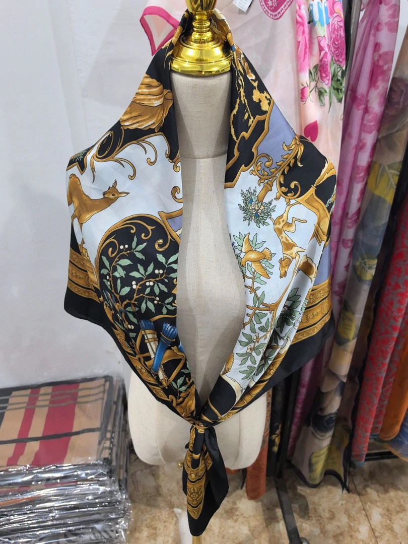 丽锦缎四季时尚女百搭围巾披肩