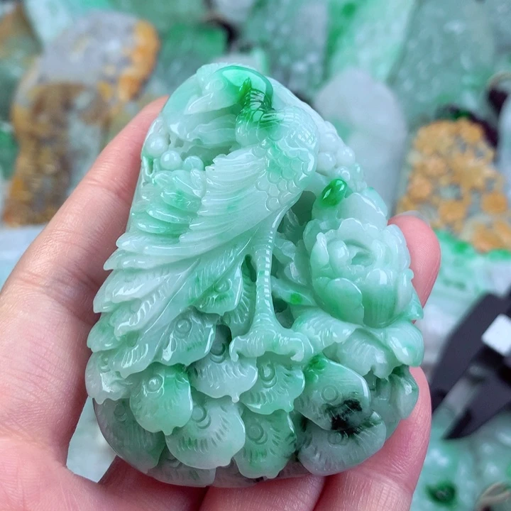 吊坠(不含链)未镶嵌翡翠