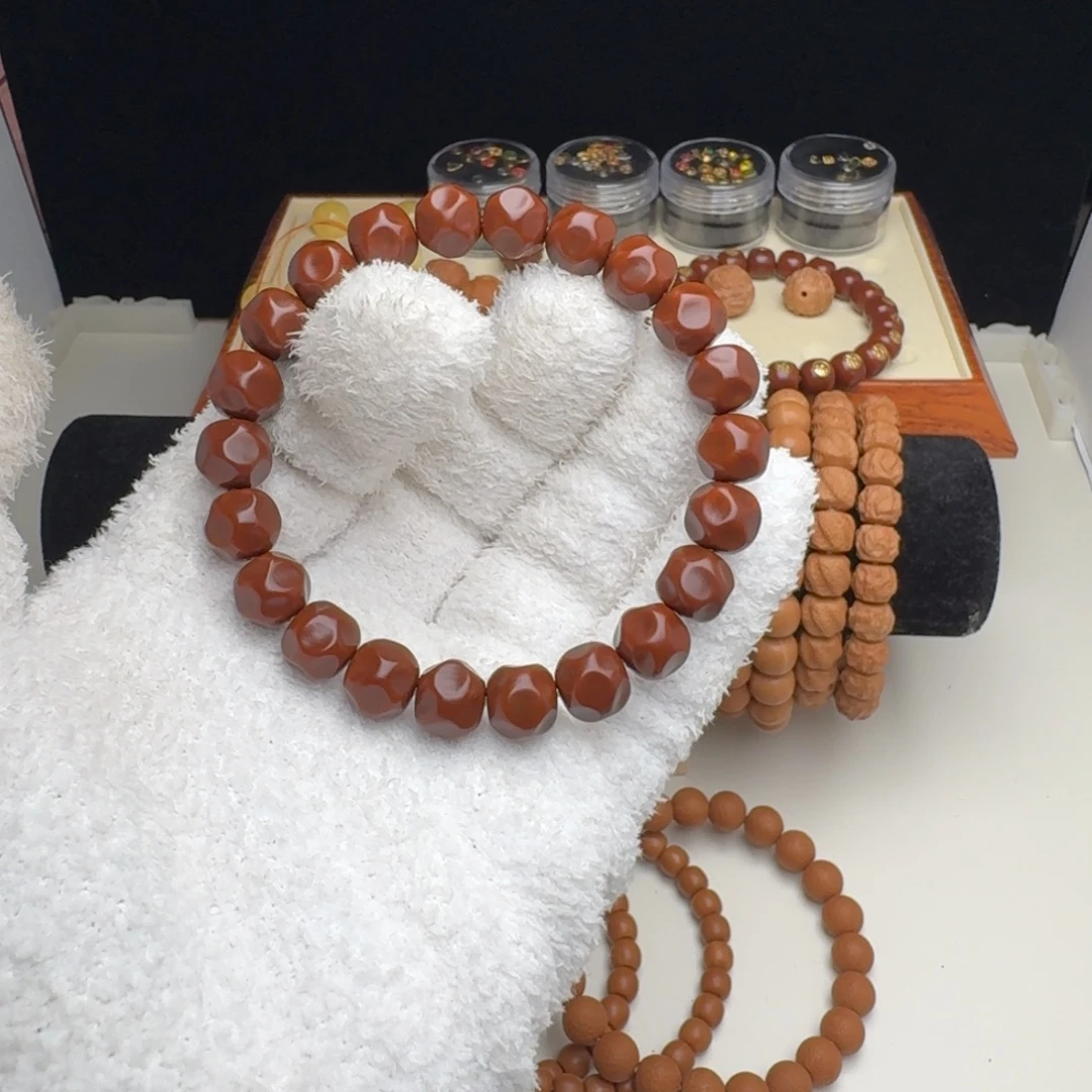 安***滚猴头核桃手串奶酪红