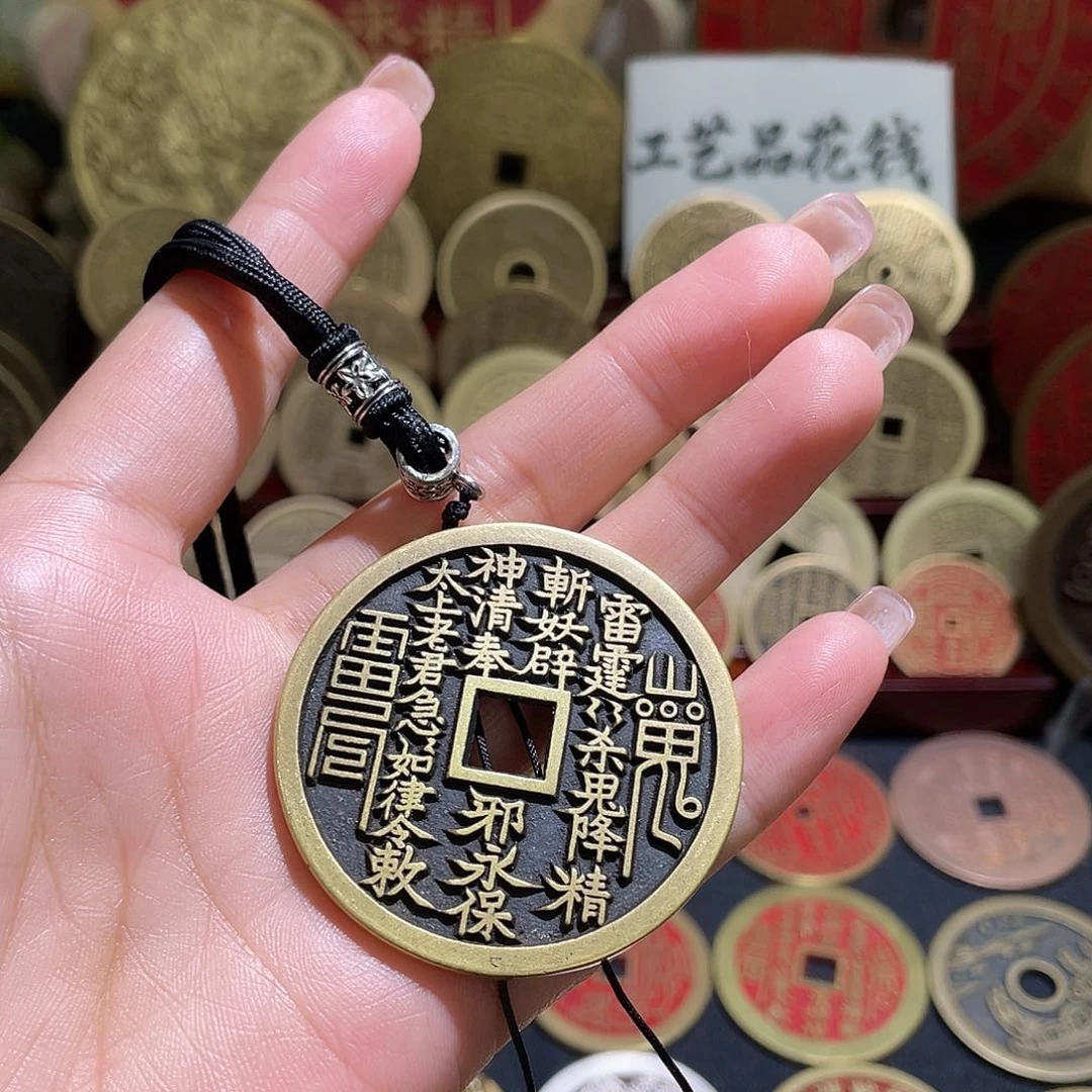 铜铜现代仿制工艺品花钱