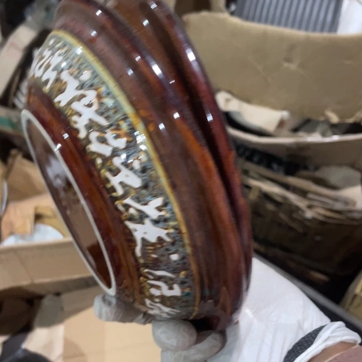 其他盘子碗砂锅都有