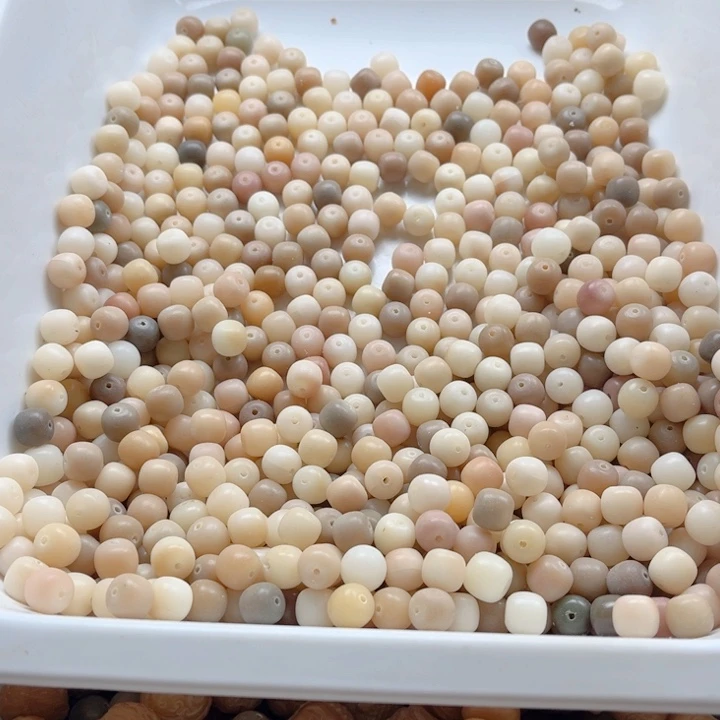 【闪购商品】白玉菩提吊坠云*沫刚好有时间可以玩的游戏的我还挺