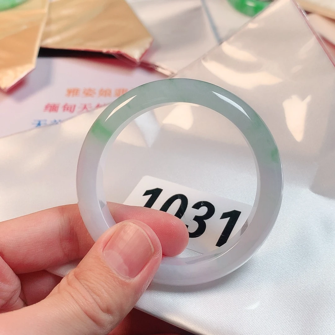 翡翠手镯未镶嵌翡翠手镯1031