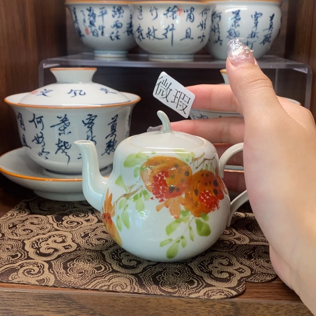 釉下手绘茶具微瑕手工绘制