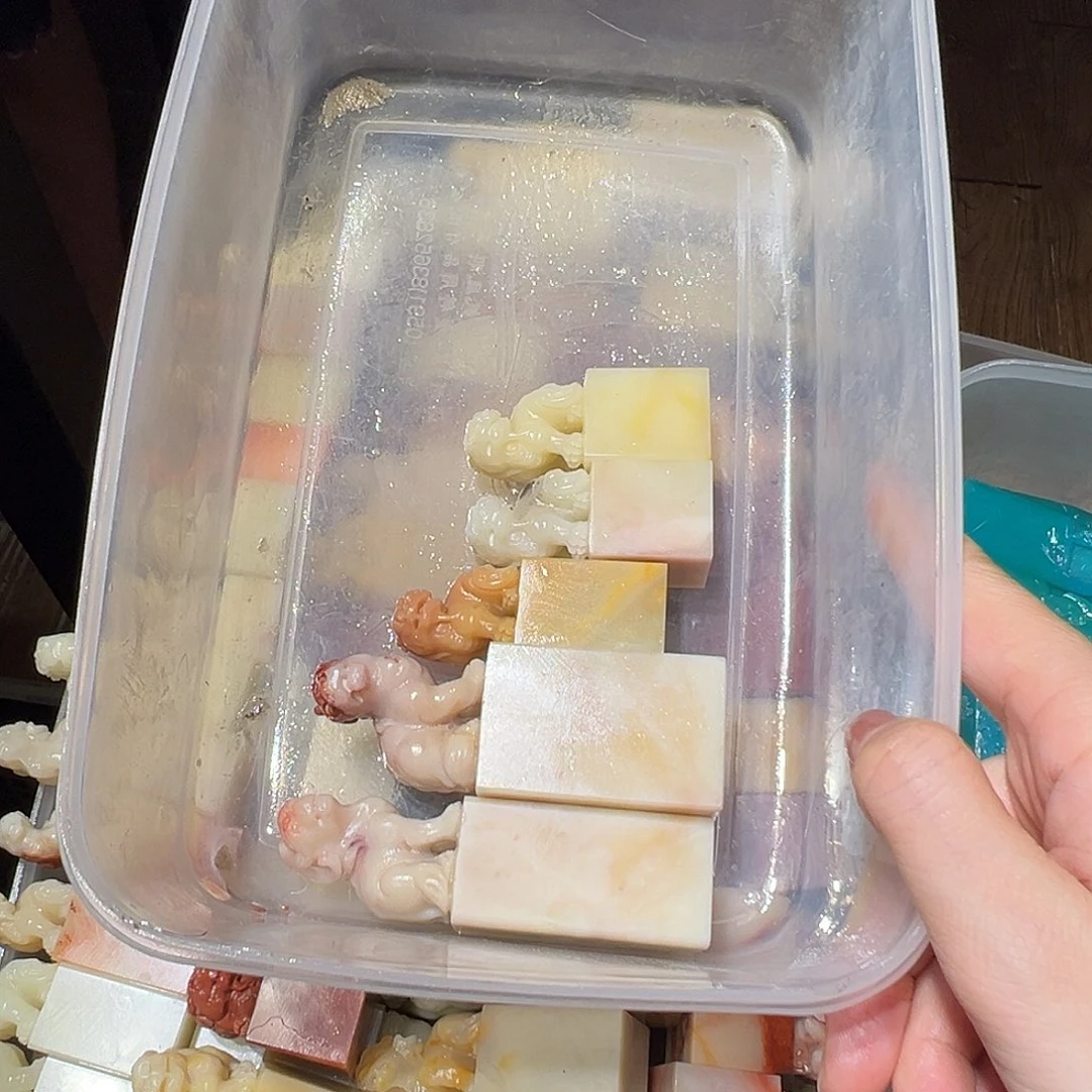 胡***枣寿山石随机批发一个