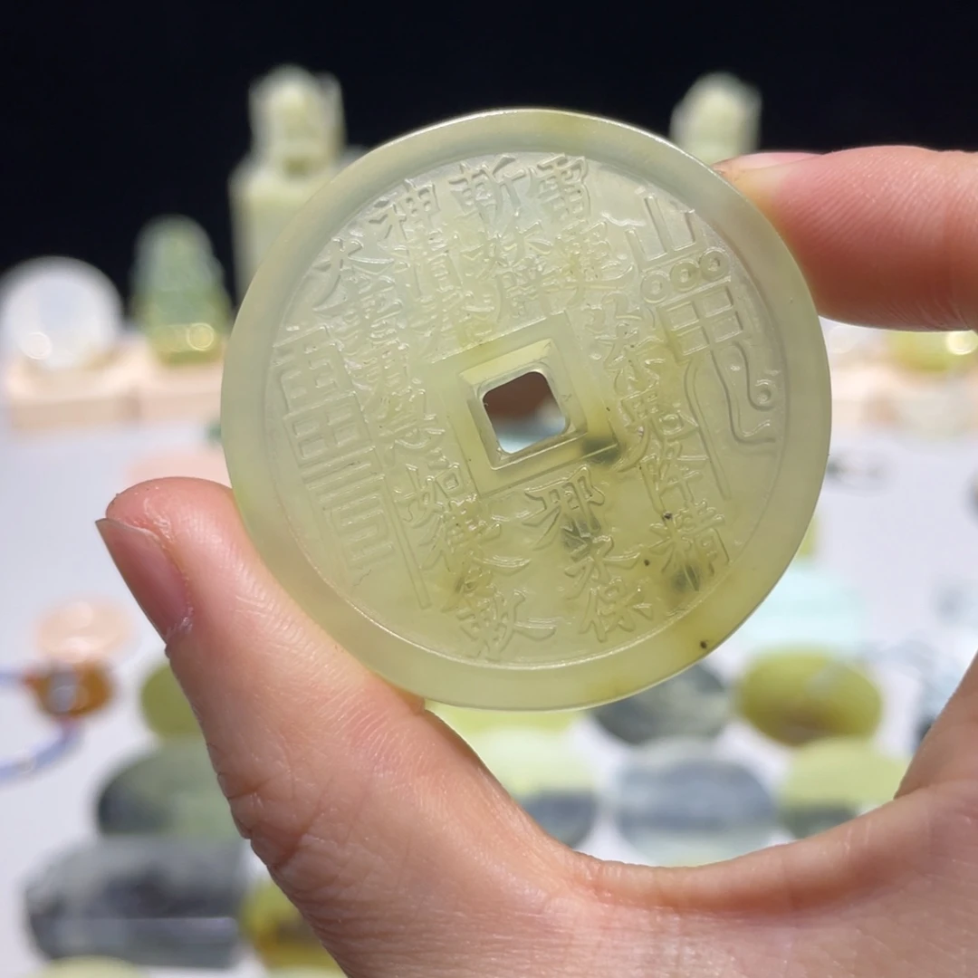 岫玉未镶嵌颈饰颈饰3