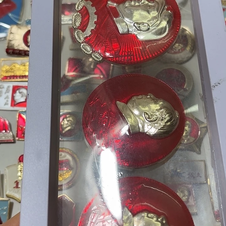 3***5其他普通金属纪念章