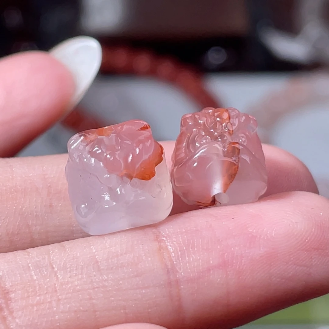 南红玛瑙未镶嵌挂件7724