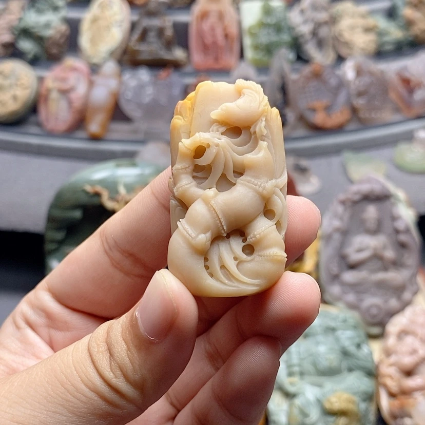 【闪购商品】未镶嵌定制石英质玉吊坠