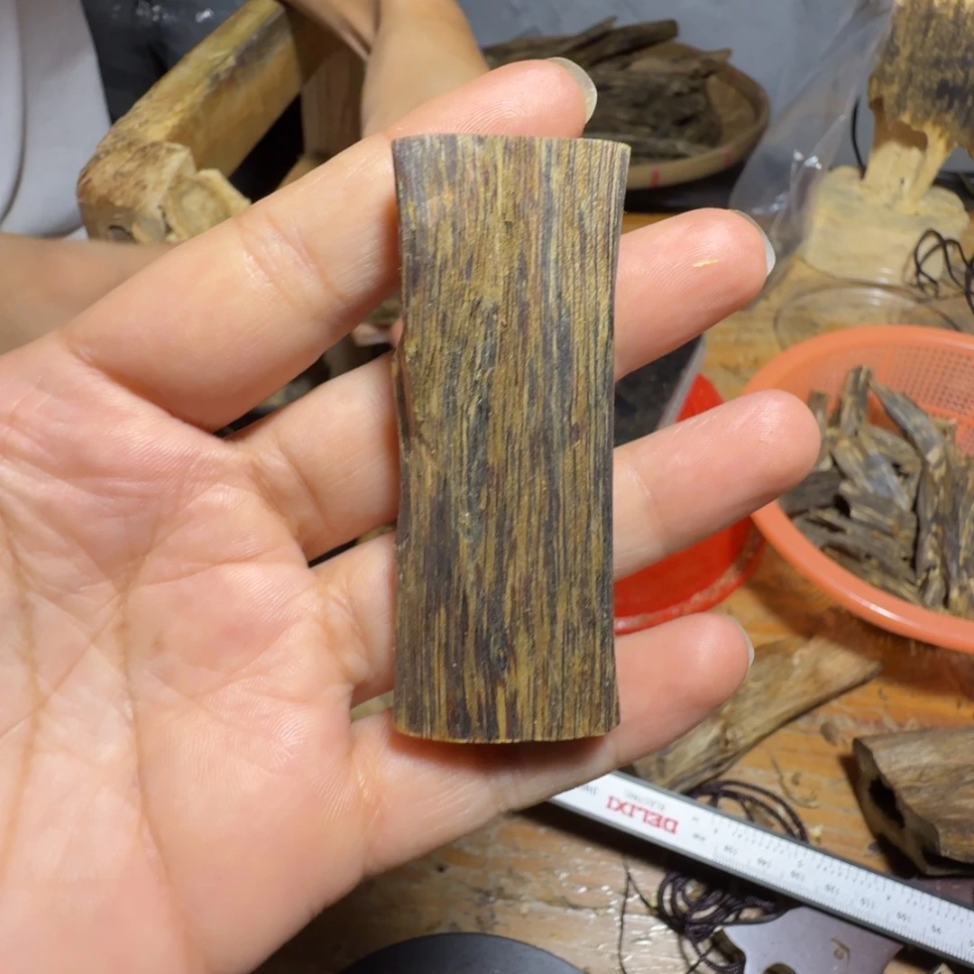 沉香无事牌10克沉香块料