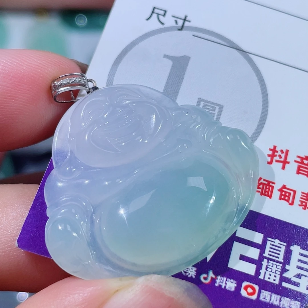 翡翠18K金镶嵌颈饰佛公