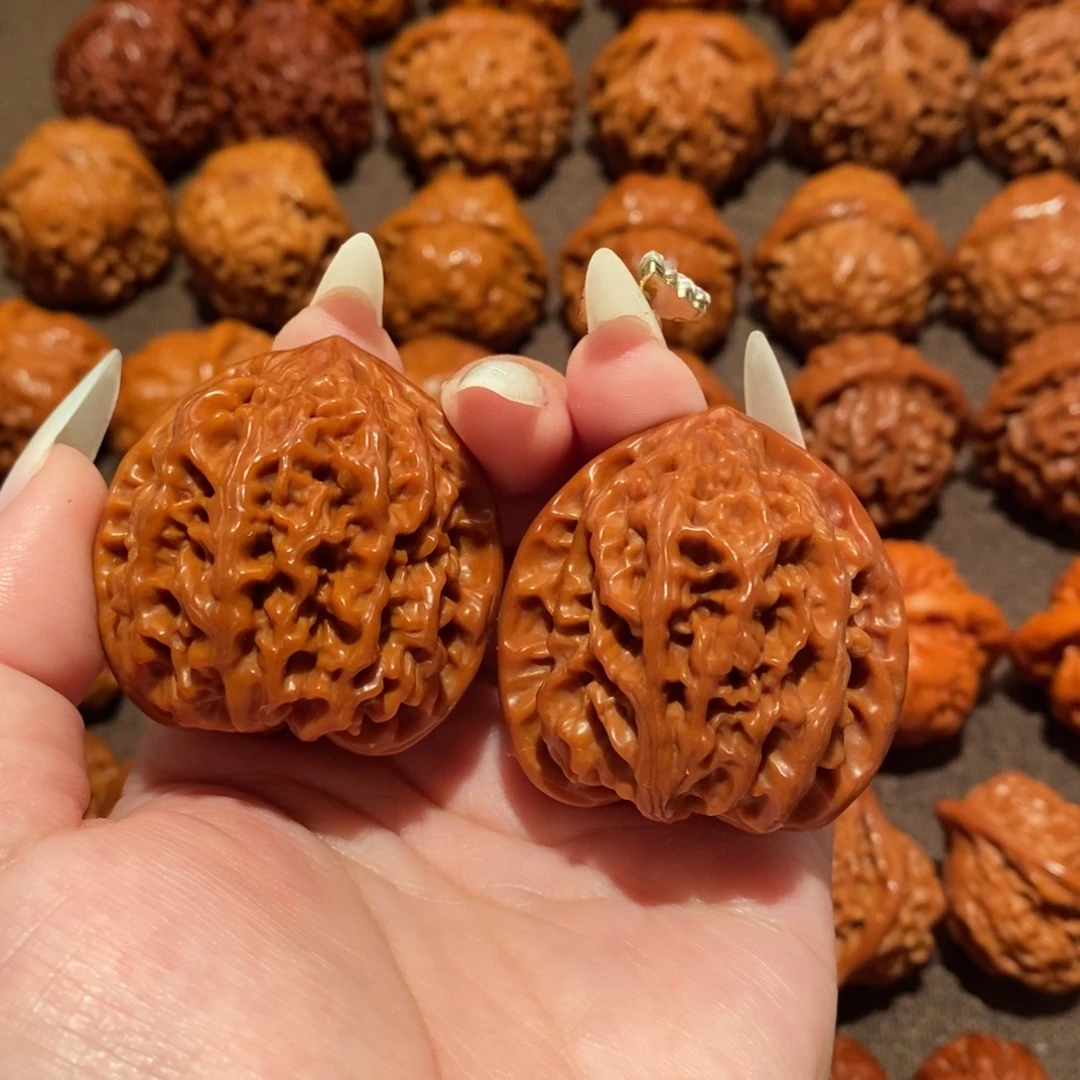 文玩核桃吊坠41野牛