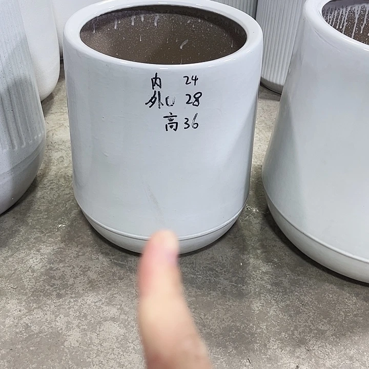 陶瓷大花盆大号一个