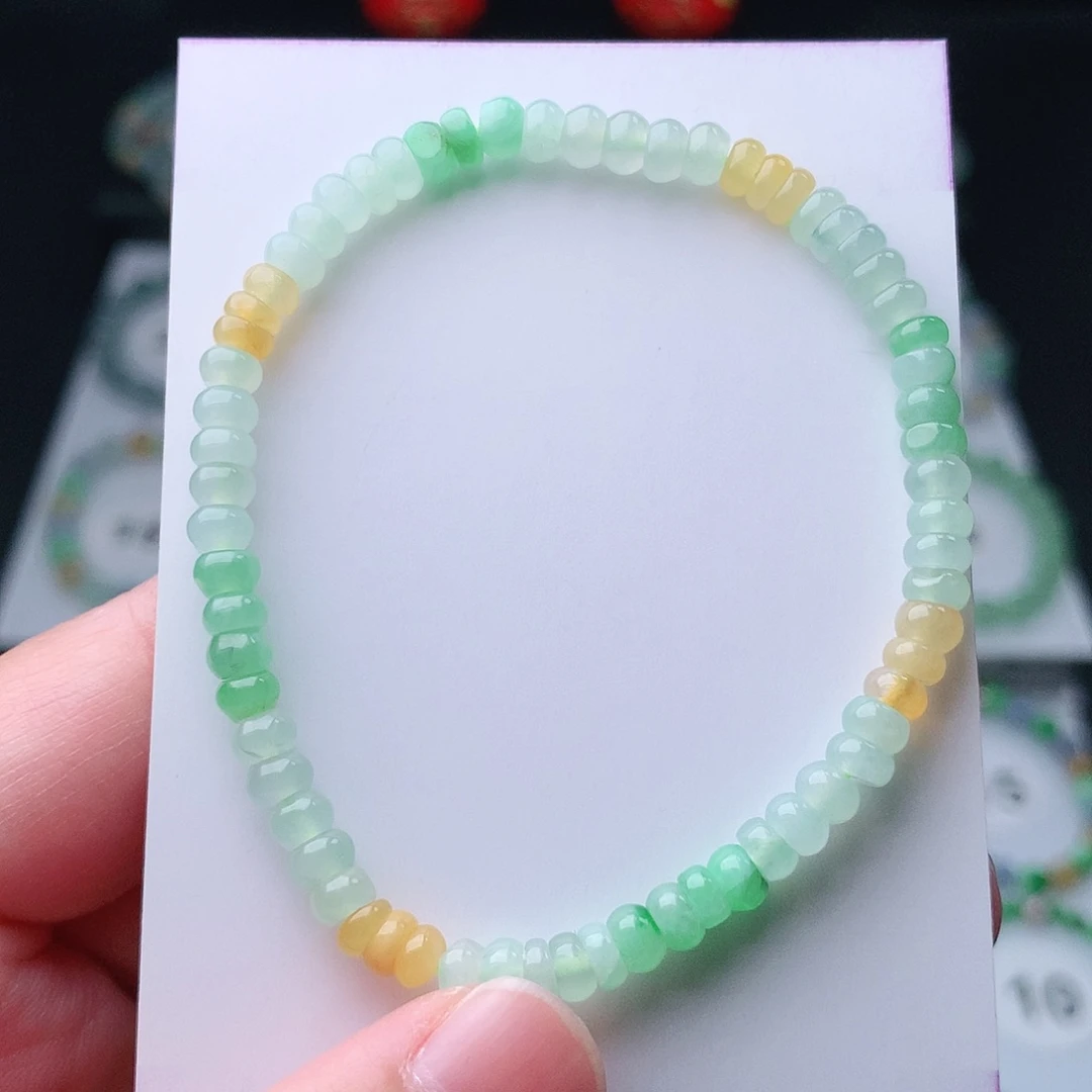 翡翠手串未镶嵌翡翠