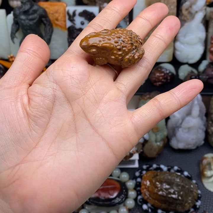 和田玉未镶嵌项链