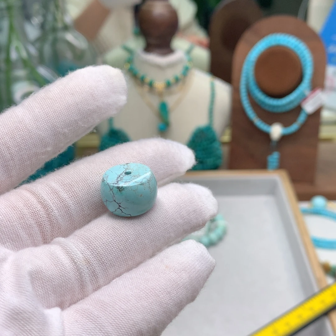 绿松石未镶嵌配饰