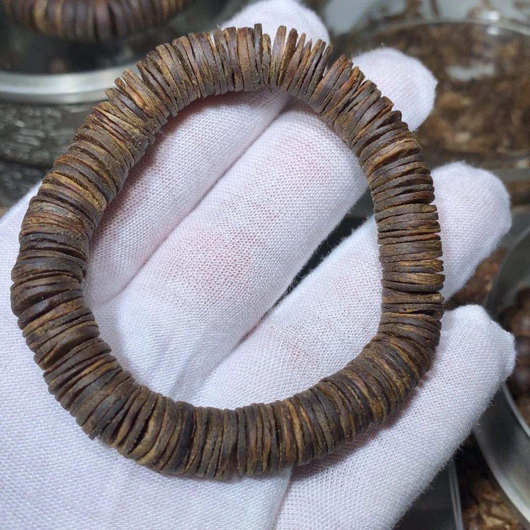 沉香沉香枕听*者乌身圆叶1.0