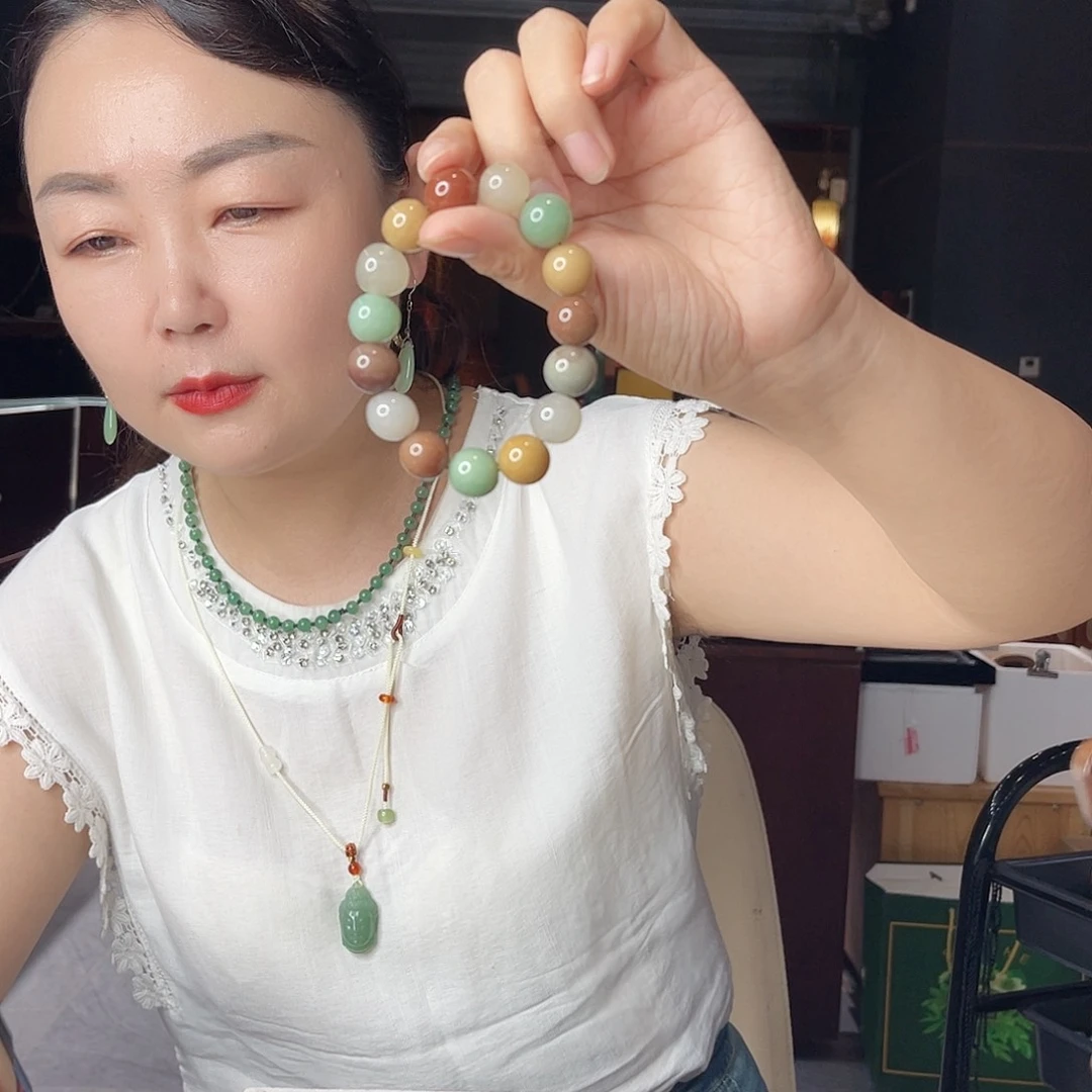 密玉（石英质玉）未镶嵌颈饰