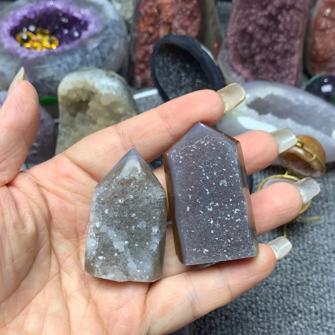 天然玛瑙水晶聚宝盆未镶嵌