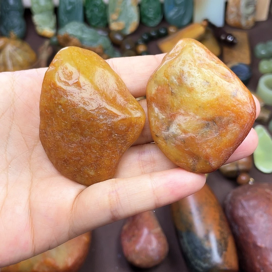 亨***帝岫岩河磨玉（透闪石质玉）未镶嵌挂件