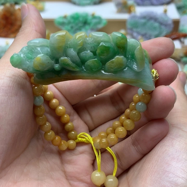 颈饰未镶嵌翡翠翡翠