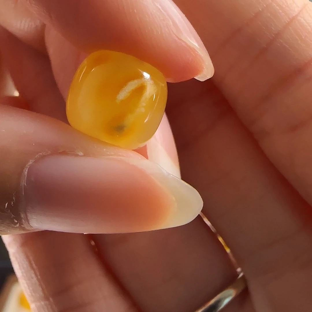 蜜蜡未镶嵌裸石沁色瓷白花老型单珠10mm