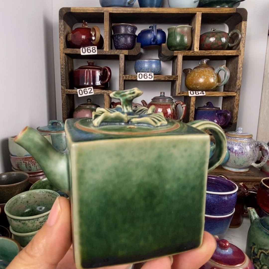 陈***记中国神后钧瓷茶具处理