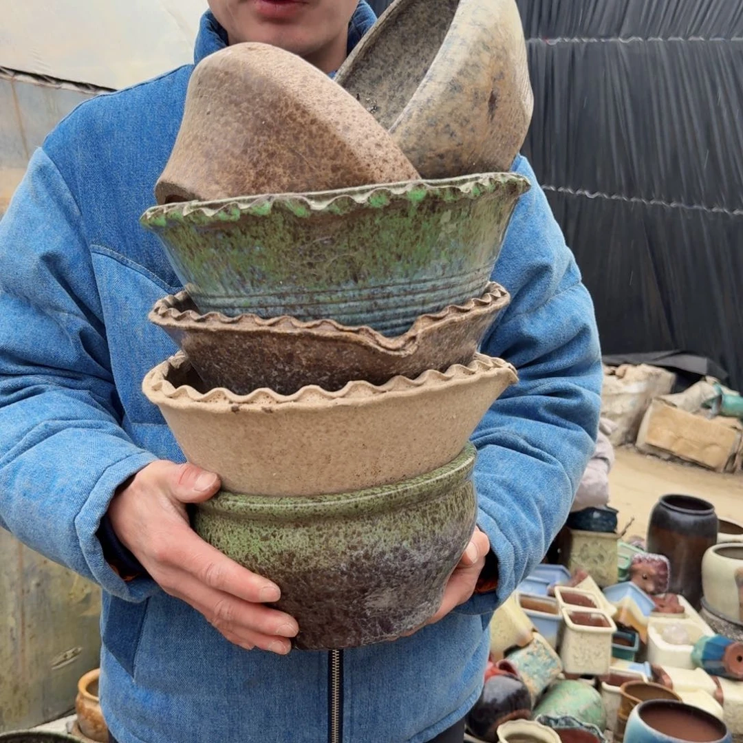 紫砂摆件颜色款式随机发两个口22高13左右大自然瑕疵