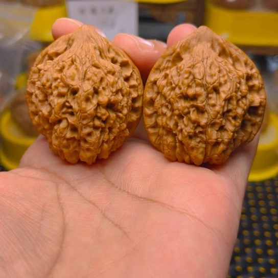 文玩核桃吊坠官帽