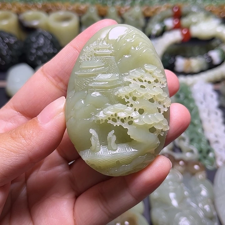 和田玉未镶嵌挂件