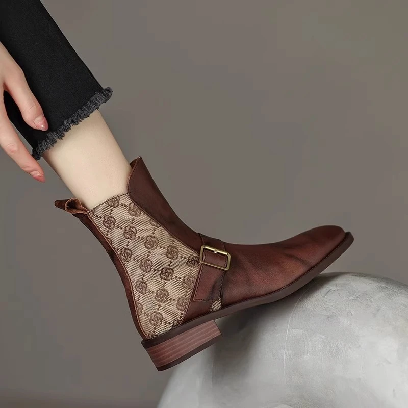 牛皮断码清仓真皮粗跟圆头马丁靴秋冬英伦风拼色短筒女靴百搭皮靴