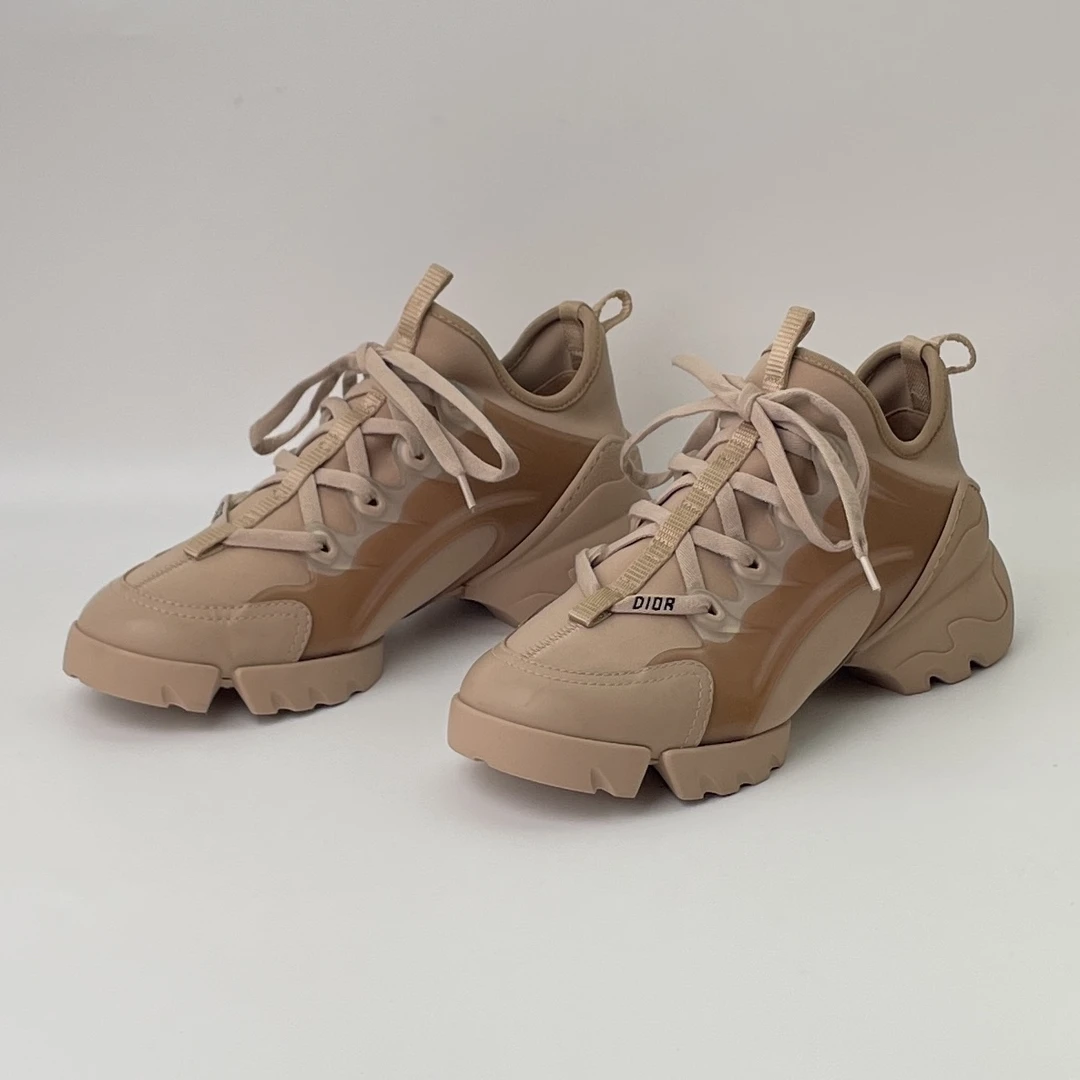 95新 DIOR/迪奥 37.5码 98新 裸色老爹鞋/ML02012