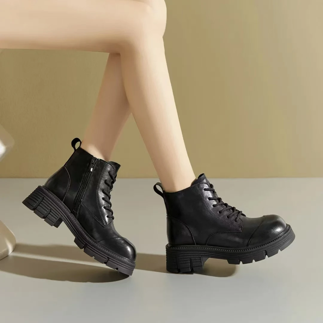 街头风百搭女鞋秋冬季经典复古风女靴通勤显高显瘦马丁靴7871