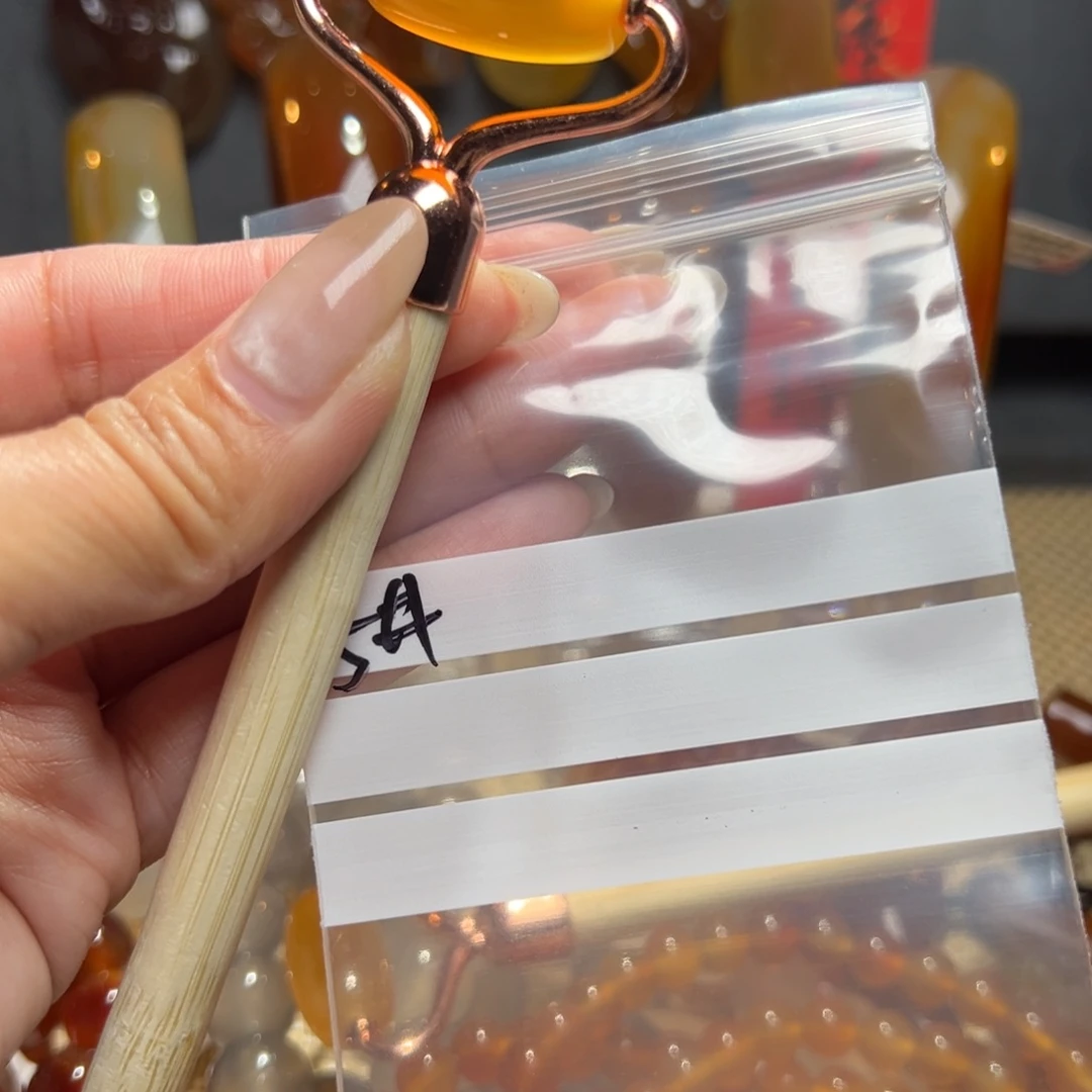 玛瑙/玉髓颈饰合金格**创5