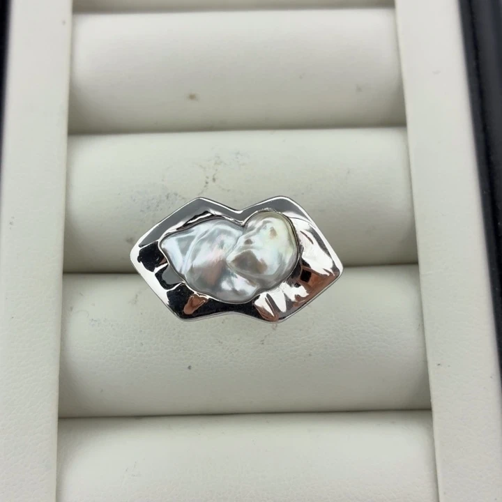 银S925镶嵌海水珍珠戒指蓝血澳白keshi