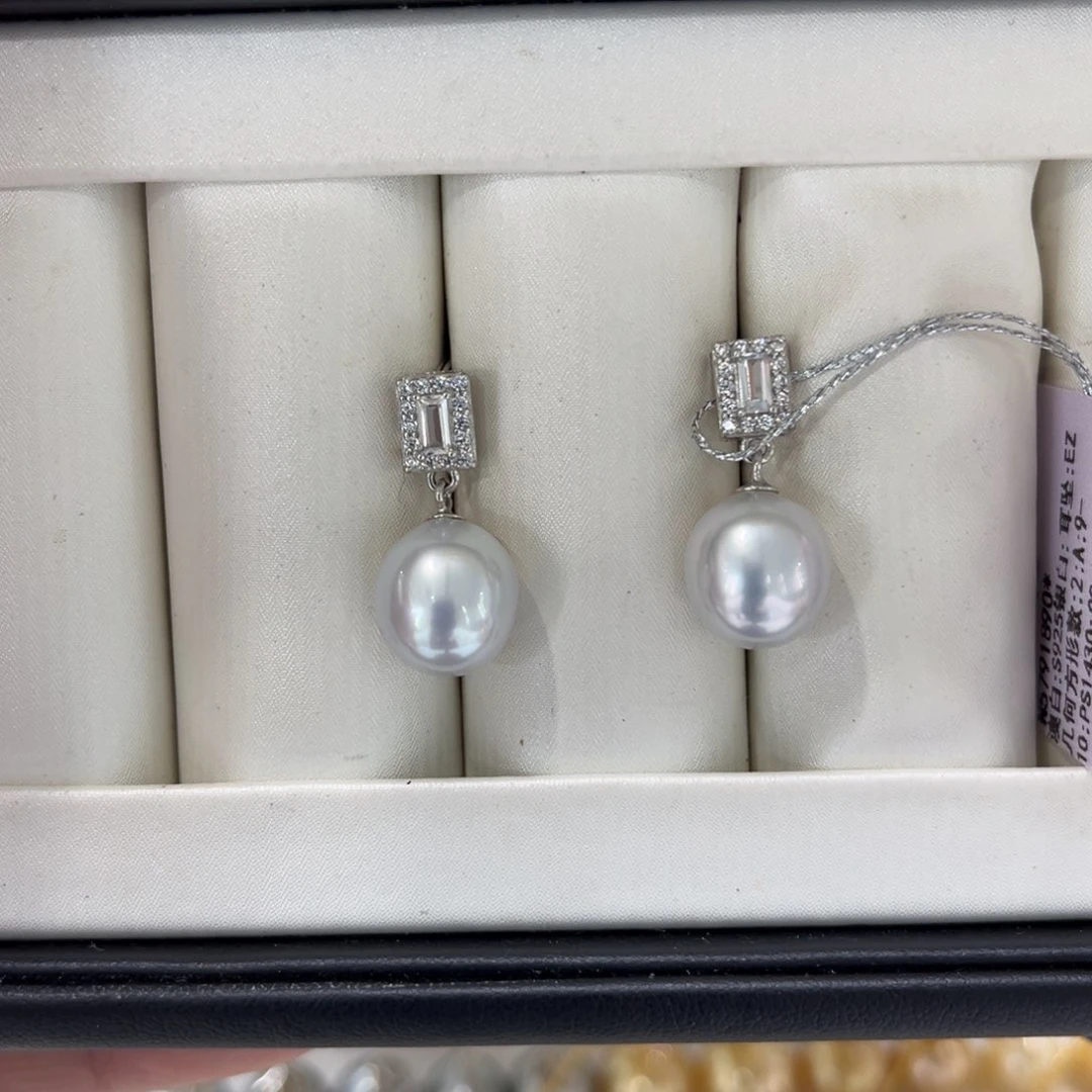 银S925镶嵌海水珍珠上新澳白方锆耳坠9-10mm