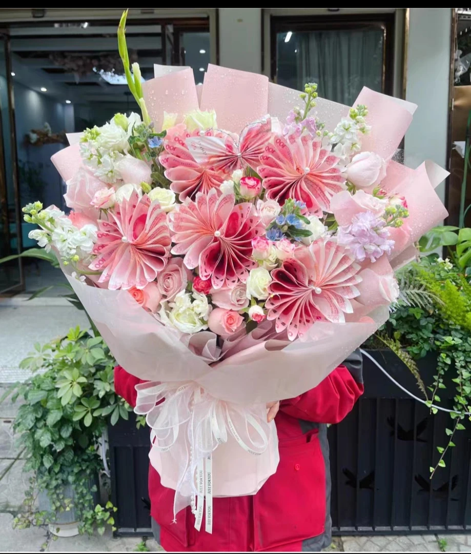 全国同城配送创意鲜花有钱花束中高考老公婆男女友情人父母亲节