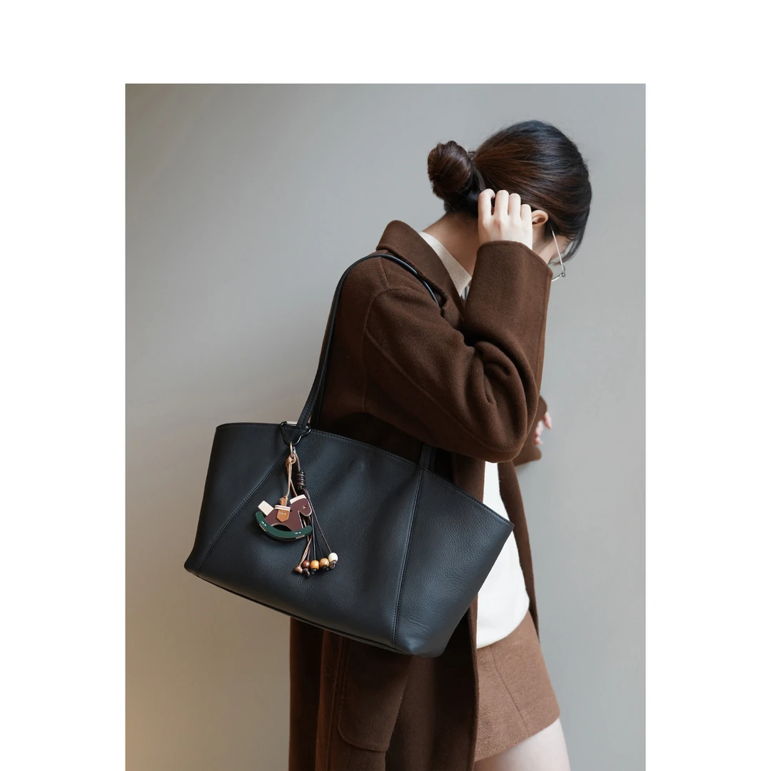 TOUCH MISS 轻奢品质~女士牛皮大容量包包百搭真皮单肩手提托特包