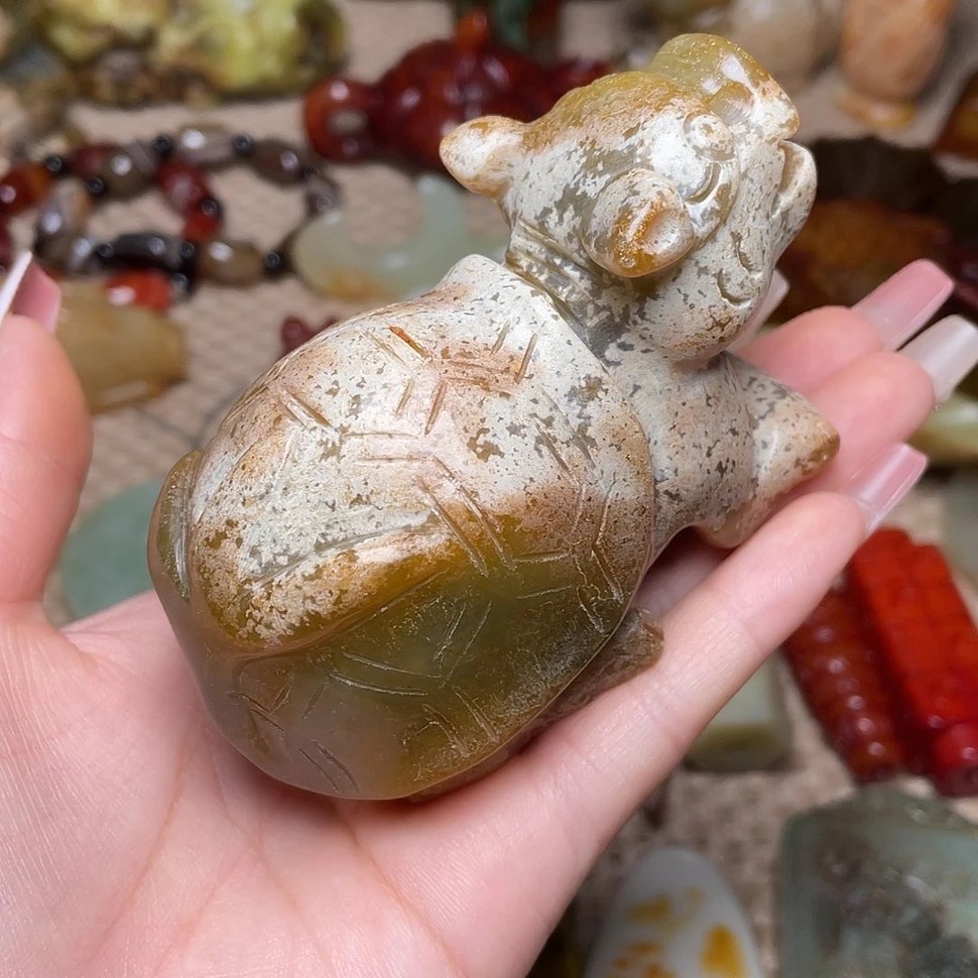 蛇纹石玉未镶嵌如图