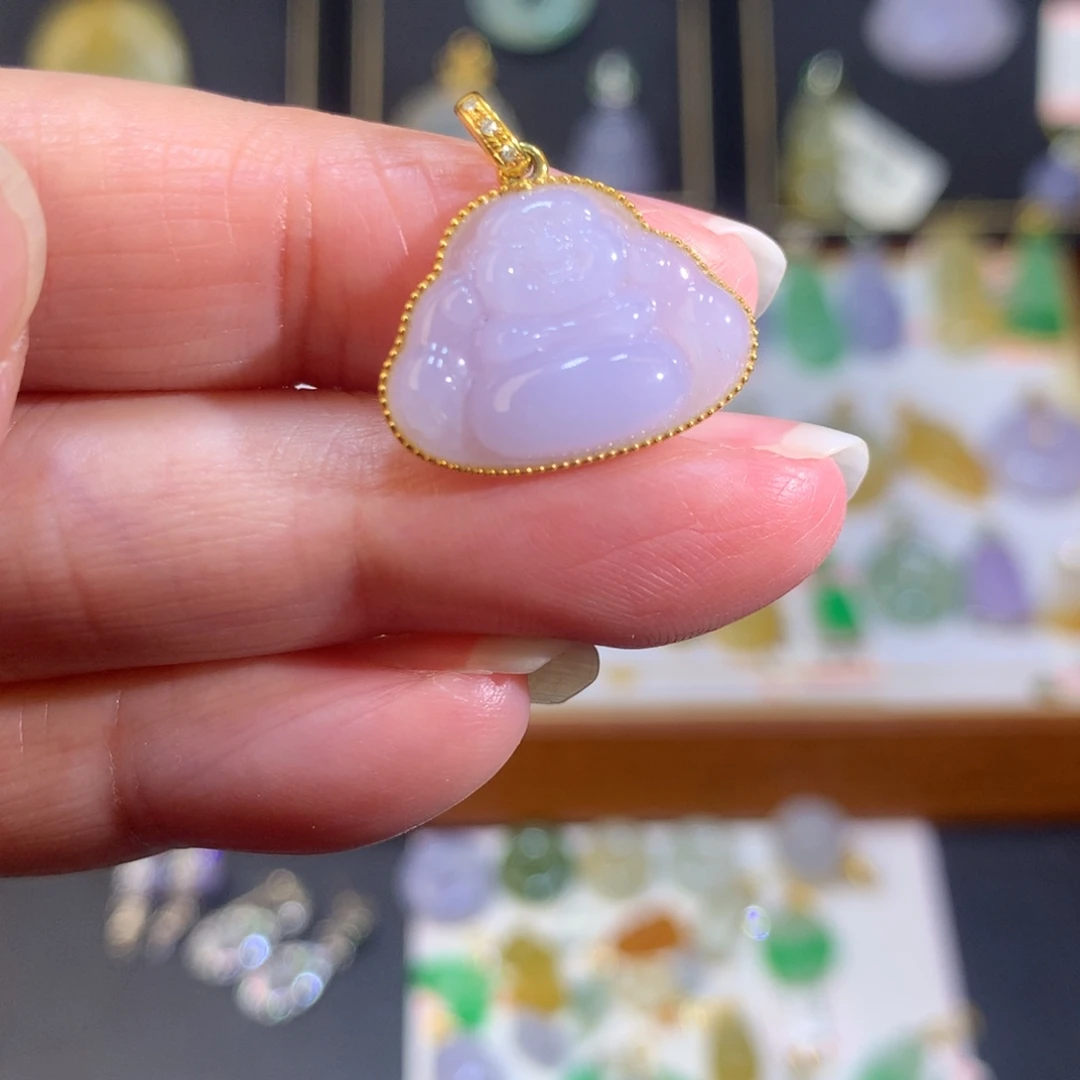 翡翠18K金镶嵌颈饰