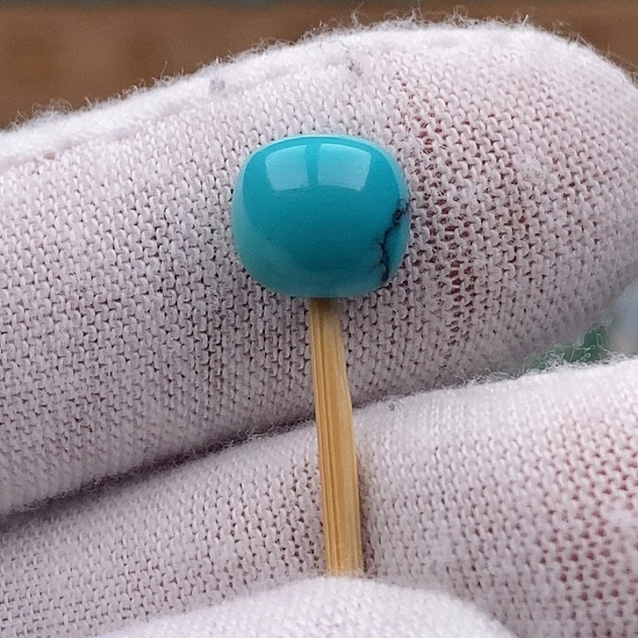 绿松石未镶嵌珠宝奇石8.5