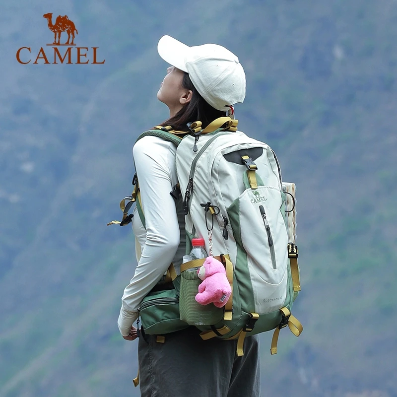 骆驼户外轻便登山包新款专业徒步运动旅行旅游书包背包双肩流光风
