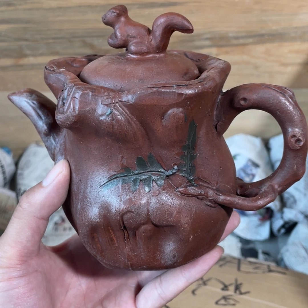 紫砂茶壶老厂紫砂壶一件。