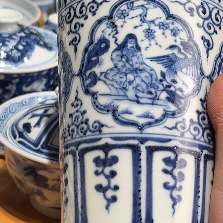 低*瓜瑕疵柴窑四爱图杯杯