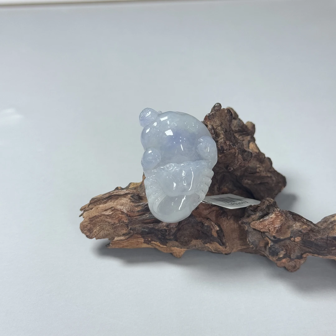 【诚翠拍品第一百二十一期午】翡翠59吊坠LFS2003