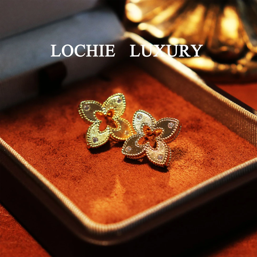 铜合金锆石耳饰 D022【陌上花开】复古轻奢拉丝镂空四叶草耳钉